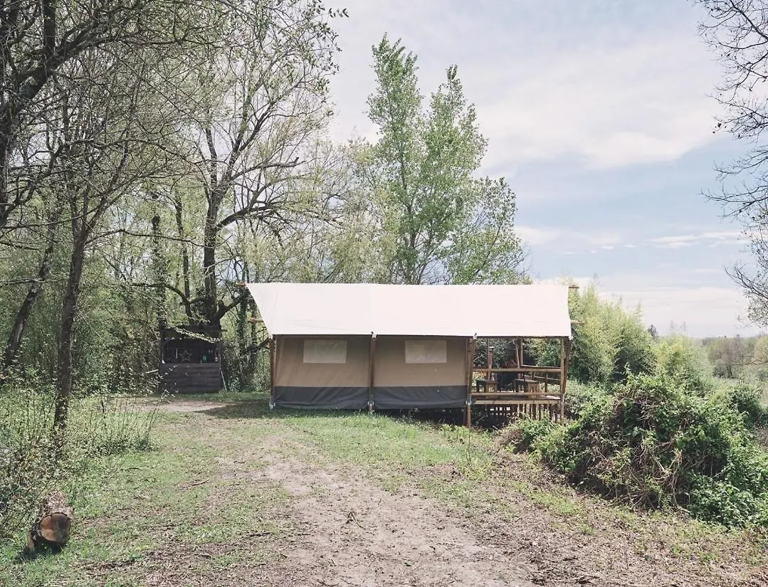 Luxusní stan Camping D'Artagnan Margouet-Meymes Francie
